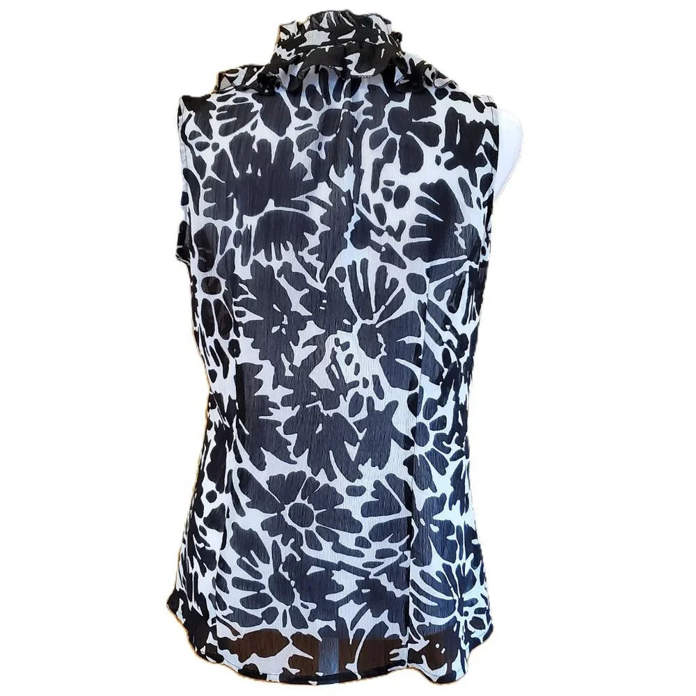 Black & White Floral Ruffle Button Down Blouse Womens Sz S Relativity Top Fairy - Picture 3 of 8